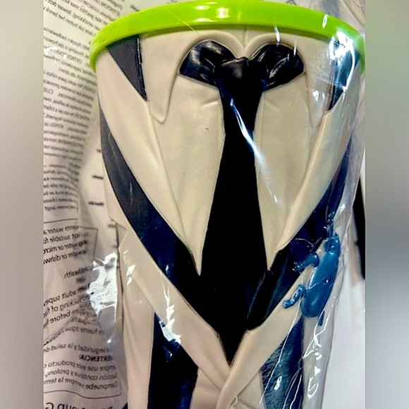 COPY - Beetlejuice Beetlejuice - Beetlejuice Suit/Bug Textured Gripper Cup w/ S… - Picture 8 of 10